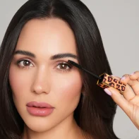 canvas-cosmetics-mascara-lash-loving